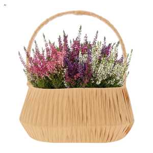 Beżowy owalny kosz dekoracyjny z tworzywa 26x17 cm wypełniony sztucznymi wrzosami