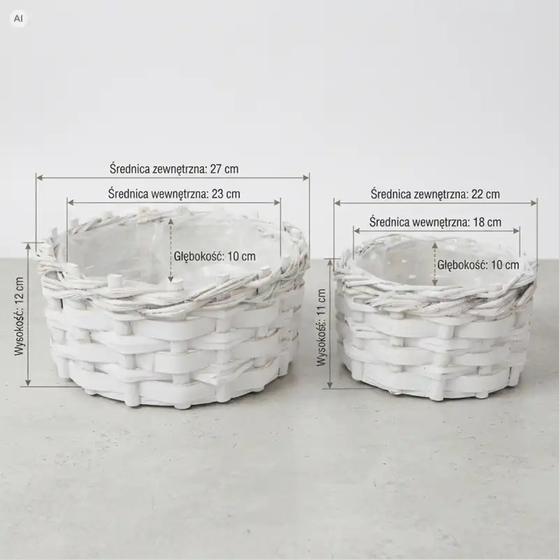 Zestaw dwóch białych okrągłych osłonek plecionych L 27 cm i M 22 cm z naniesionymi wymiarami technicznymi na szarym tle.